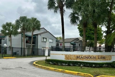 Apartamento en alquiler en Miami, Florida, 1 dormitorio № 1993754 - foto 8