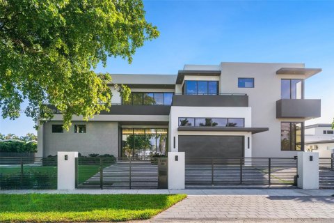 Casa en venta en Miami, Florida, 6 dormitorios, 436.92 m2 № 1450432 - foto 3