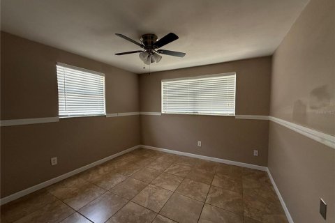 Casa en alquiler en Tampa, Florida, 4 dormitorios, 172.15 m2 № 2094048 - foto 18