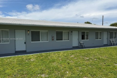 Propiedad comercial en venta en Fort Lauderdale, Florida, 225.1 m2 № 2152455 - foto 2