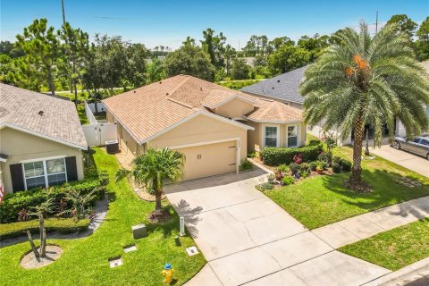Villa ou maison à vendre à New Smyrna Beach, Floride: 3 chambres, 164.81 m2 № 2285034 - photo 2