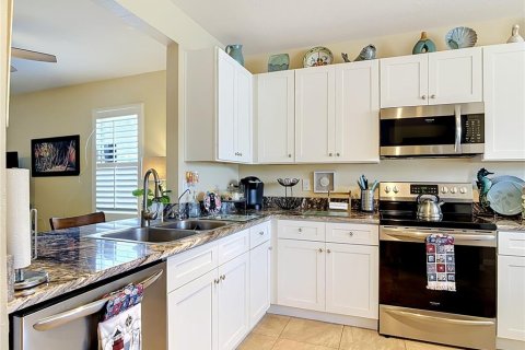Villa ou maison à vendre à New Smyrna Beach, Floride: 3 chambres, 164.81 m2 № 2285034 - photo 8