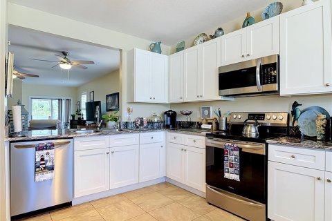 Villa ou maison à vendre à New Smyrna Beach, Floride: 3 chambres, 164.81 m2 № 2285034 - photo 18
