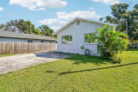 Villa ou maison à vendre à Saint Petersburg, Floride: 2 chambres, 107.86 m2 № 2400215 - photo 3