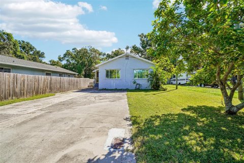 Villa ou maison à vendre à Saint Petersburg, Floride: 2 chambres, 107.86 m2 № 2400215 - photo 2