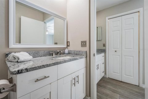 Townhouse in Lutz, Florida 3 bedrooms, 109.44 sq.m. № 1894095 - photo 21