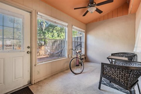 Townhouse in Lutz, Florida 3 bedrooms, 109.44 sq.m. № 1894095 - photo 25