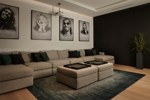 Купить виллу или дом в Пайнкрест, Флорида 7 спален, 589.46м2, № 2051562 - фото 25