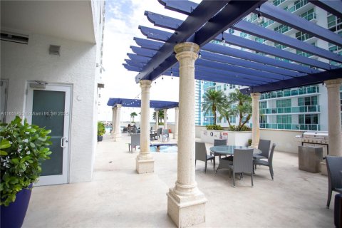 Copropriété à louer à Miami, Floride: 1 chambre, 76.64 m2 № 1893140 - photo 11
