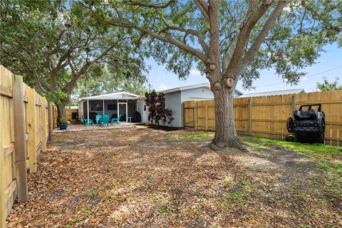 Casa en venta en Saint Petersburg, Florida, 2 dormitorios, 93.27 m2 № 1803534 - foto 24
