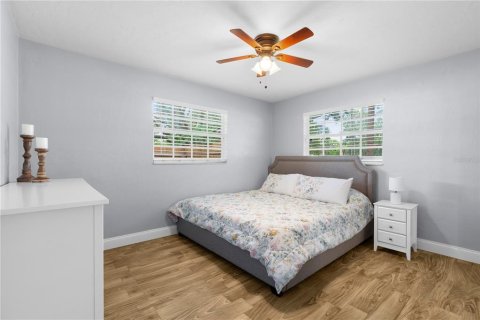 Casa en venta en Saint Petersburg, Florida, 2 dormitorios, 93.27 m2 № 1803534 - foto 12
