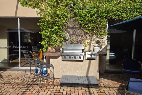 Купить виллу или дом в Норт-Майами-Бич, Флорида 4 спальни, № 2035041 - фото 19