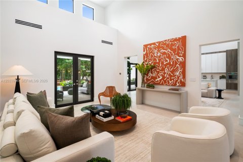 Casa en venta en Miami, Florida, 5 dormitorios, 466.74 m2 № 2248538 - foto 10