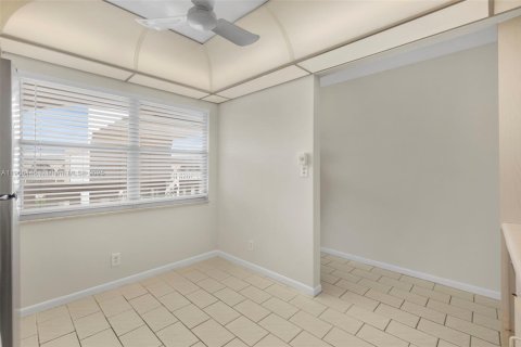 Copropriété à vendre à Coconut Creek, Floride: 2 chambres, 107.4 m2 № 1963184 - photo 14