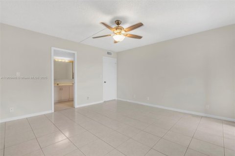 Copropriété à vendre à Coconut Creek, Floride: 2 chambres, 107.4 m2 № 1963184 - photo 19