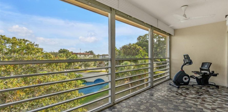 Condo à Coconut Creek, Floride, 2 chambres № 1963184