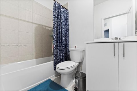 Купить таунхаус в Майами, Флорида 3 спальни, 157.47м2, № 2049563 - фото 26