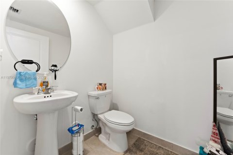 Купить таунхаус в Майами, Флорида 3 спальни, 157.47м2, № 2049563 - фото 17