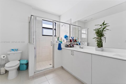 Купить таунхаус в Майами, Флорида 3 спальни, 157.47м2, № 2049563 - фото 20