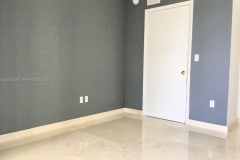 Copropriété à louer à Hallandale Beach, Floride: 3 chambres, 144.37 m2 № 2378381 - photo 8