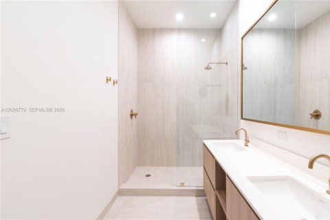 Copropriété à louer à Miami, Floride: 1 chambre, 80.92 m2 № 2257582 - photo 10
