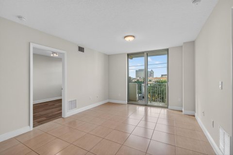 Copropriété à vendre à West Palm Beach, Floride: 2 chambres, 104.98 m2 № 2246198 - photo 15