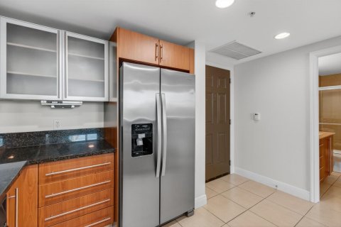 Copropriété à vendre à West Palm Beach, Floride: 2 chambres, 104.98 m2 № 2246198 - photo 30
