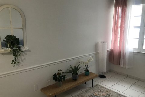 Condominio en alquiler en Miami Beach, Florida, 1 dormitorio, 51.1 m2 № 1963063 - foto 6