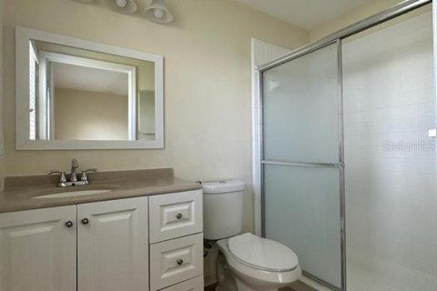 House in Orlando, Florida 3 bedrooms, 104.79 sq.m. № 2283764 - photo 12