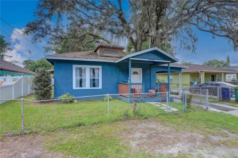 House in Tampa, Florida 3 bedrooms, 113.15 sq.m. № 1912543 - photo 5
