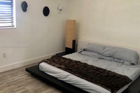 Снять в аренду кондоминиум в Майами, Флорида 1 спальня, 71.81м2, № 2047723 - фото 8