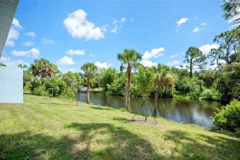 Duplex in Port Charlotte, Florida 3 bedrooms, 115.85 sq.m. № 1914670 - photo 29