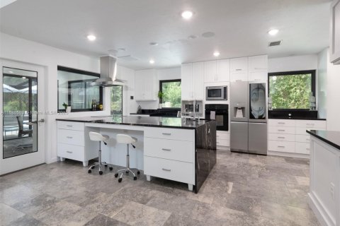 Villa ou maison à vendre à Gainesville, Floride: 4 chambres, 423.63 m2 № 1922071 - photo 10