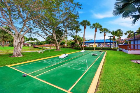 Condo in Boynton Beach, Florida, 2 bedrooms  № 2249472 - photo 24