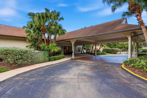 Condo in Boynton Beach, Florida, 2 bedrooms  № 2249472 - photo 26