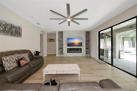 House in LORRAINE LAKES in Bradenton, Florida 6 bedrooms, 327.02 sq.m. № 1789216 - photo 14