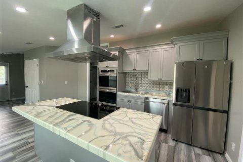 Снять в аренду квартиру в Уэсли-Чепел, Флорида 3 спальни, 150.5м2, № 1812667 - фото 7