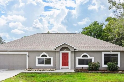 Villa ou maison à Spring Hill, Floride 4 chambres, 207.92 m2 № 2358720
