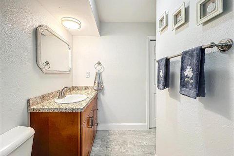 Condo in Crystal River, Florida, 2 bedrooms  № 1898867 - photo 24