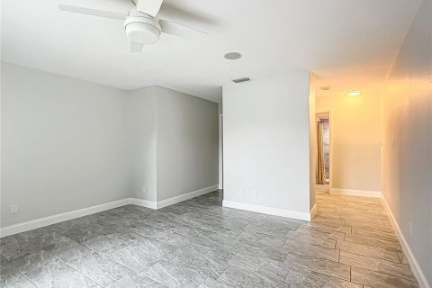 Condo in Crystal River, Florida, 2 bedrooms  № 1898867 - photo 28