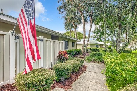 Condo in Crystal River, Florida, 2 bedrooms  № 1898867 - photo 5