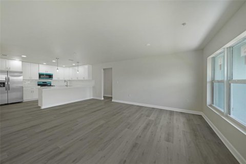 Propiedad comercial en venta en Rotonda, Florida, 27 dormitorios, 546.73 m2 № 1829742 - foto 11