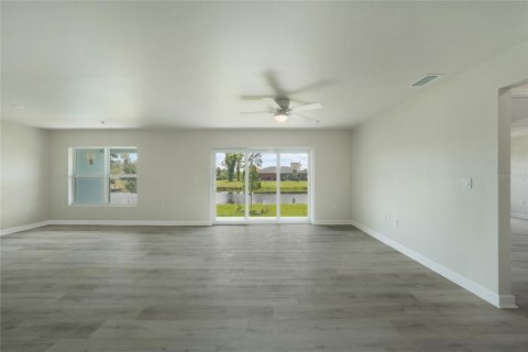 Propiedad comercial en venta en Rotonda, Florida, 27 dormitorios, 546.73 m2 № 1829742 - foto 12