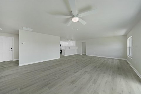Propiedad comercial en venta en Rotonda, Florida, 27 dormitorios, 546.73 m2 № 1829742 - foto 9