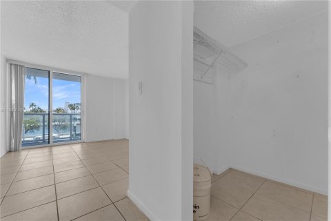 Condominio en venta en Miami Beach, Florida, 2 dormitorios, 110.09 m2 № 1780129 - foto 20