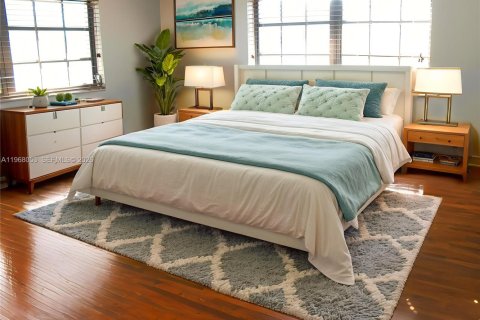 Villa ou maison à vendre à Hialeah, Floride: 4 chambres, 252.14 m2 № 2029344 - photo 7