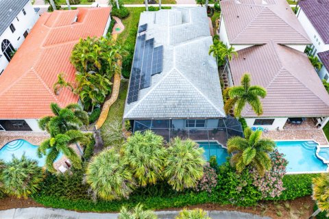 House in Delray Beach, Florida 3 bedrooms, 258.36 sq.m. № 2146548 - photo 30