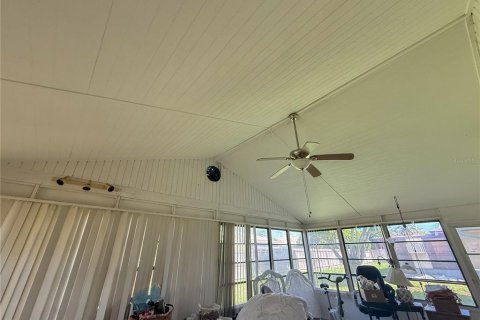 House in Merrit Island, Florida 3 bedrooms, 152.17 sq.m. № 1894328 - photo 15