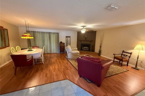 House in Merrit Island, Florida 3 bedrooms, 152.17 sq.m. № 1894328 - photo 3