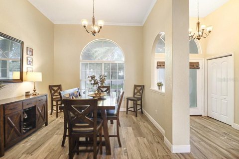 House in Valrico, Florida 4 bedrooms, 242.38 sq.m. № 2345092 - photo 6
